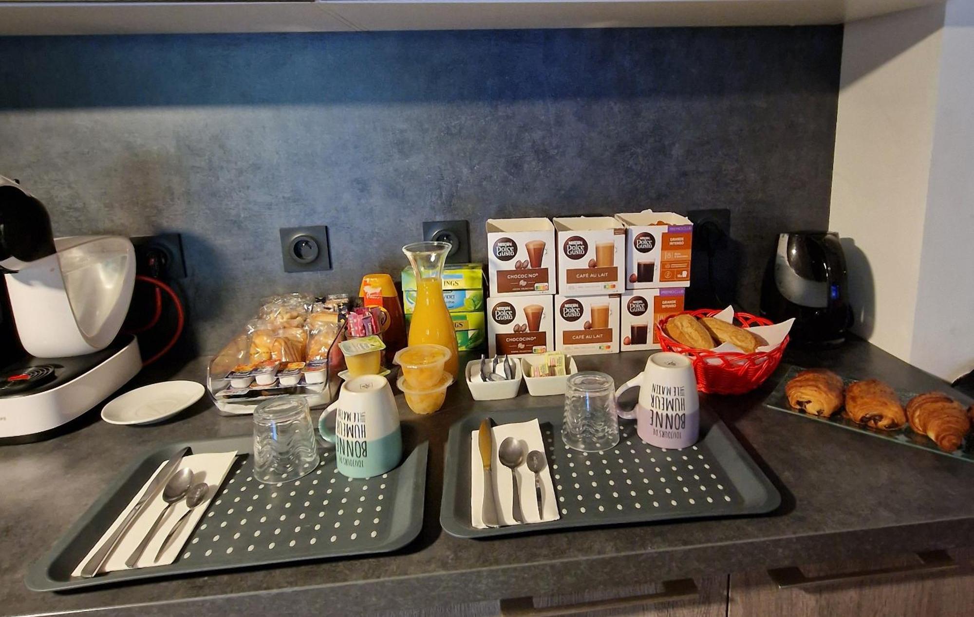 Chambre Chez L Habitant Petit Dejeuner Compris Frejus Bagian luar foto