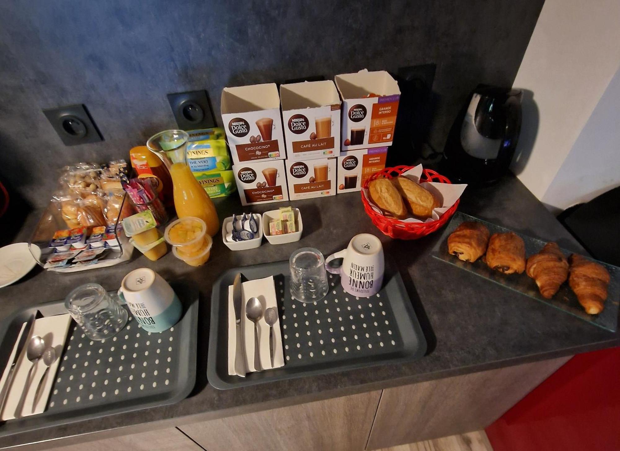 Chambre Chez L Habitant Petit Dejeuner Compris Frejus Bagian luar foto